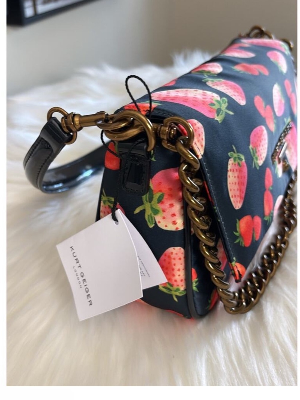 NWT Kurt Geiger London Navy
Strawberry Print Shoulder
Crossbody Bag - Picture 4 of 7